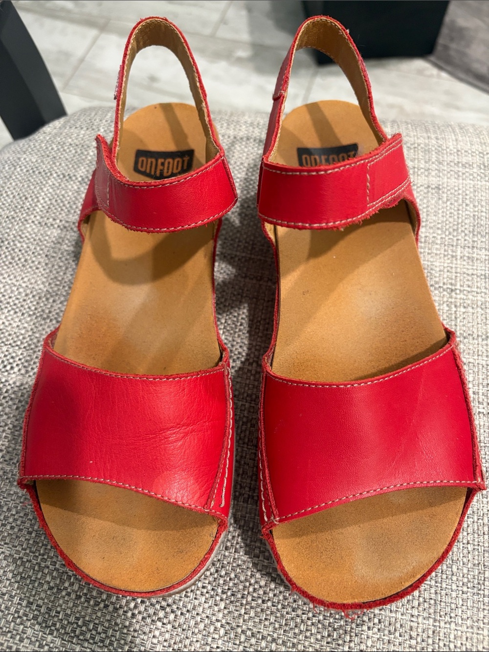 OnFoot Red Leather Sandals